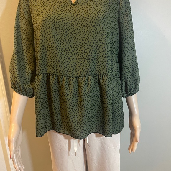 COZY ROZY CALIFORNIA BLOUSE WOMEN’S L GREEN BLACK SPOTS 3/4 SLEEVE - Picture 2 of 7